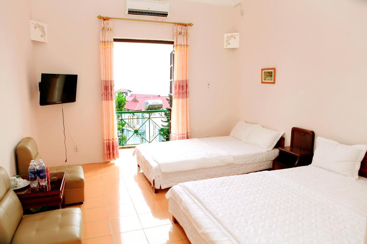 Khach San Cay Thong Hotell Tam Ðảo Eksteriør bilde