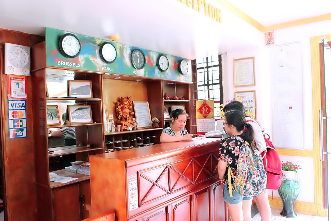 Khach San Cay Thong Hotell Tam Ðảo Eksteriør bilde