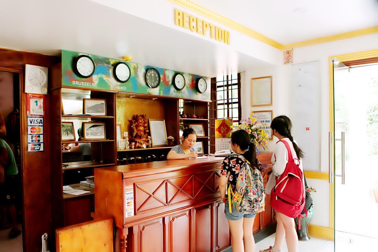 Khach San Cay Thong Hotell Tam Ðảo Eksteriør bilde